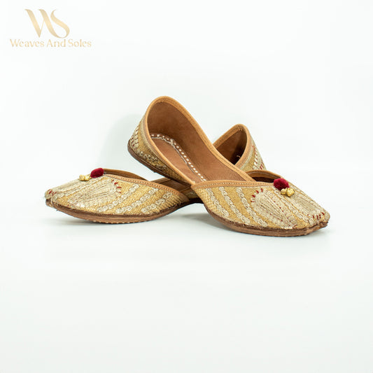 Punjabi Juttis I Weaves and Soles