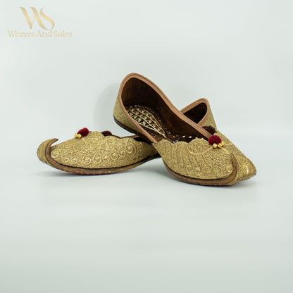 Punjabi Juttis I Weaves and Soles