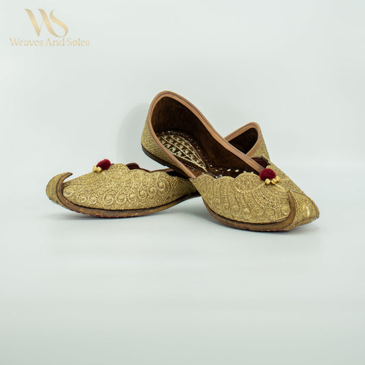 Punjabi Juttis I Weaves and Soles
