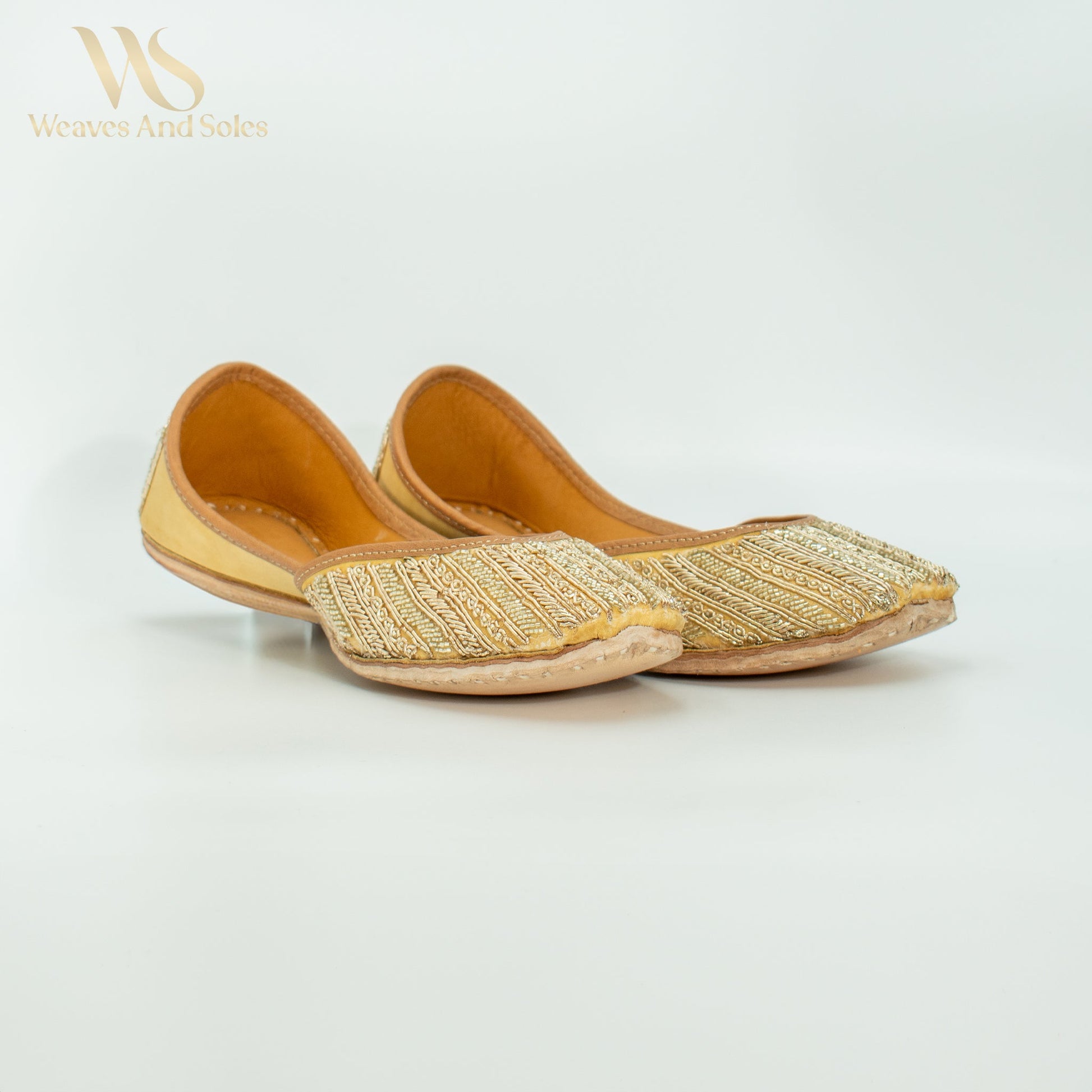 Punjabi Juttis I Weaves and Soles