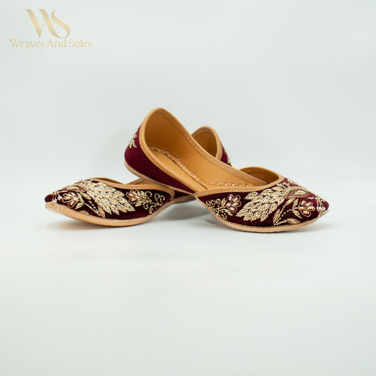Punjabi Juttis I Weaves and Soles