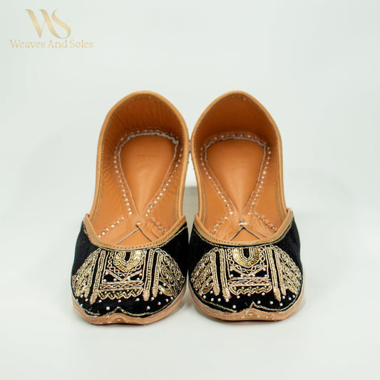 Punjabi Juttis I Weaves and Soles