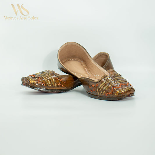 Punjabi Juttis I Weaves and Soles