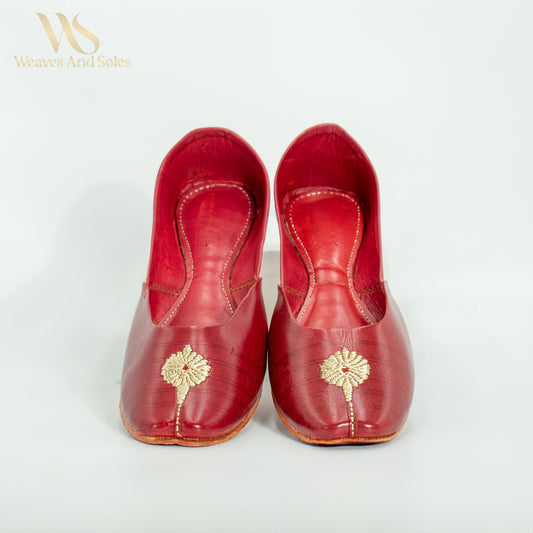 Punjabi Juttis I Weaves and Soles